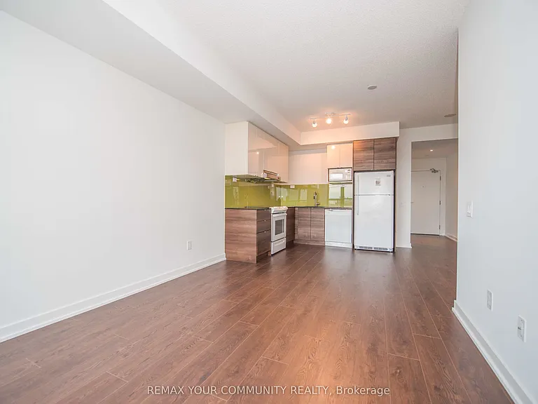 121 McMahon Dr #3003 — Photo 2