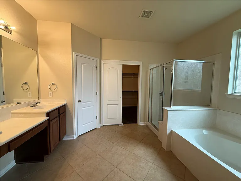 1209 Laurel Oak Trl — Photo 10