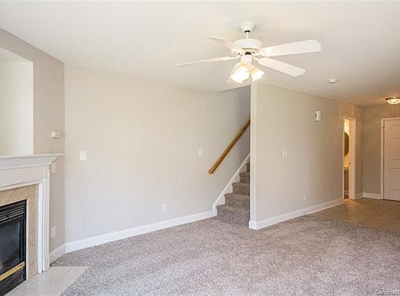 5th image of 406 Mooseberry Ln