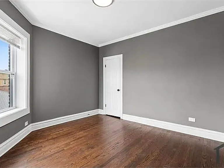8210 S Marshfield Ave — Photo 7