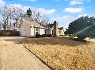 406 Winterwood Dr, Stockbridge, GA 30281