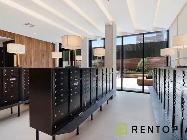 1010 Pacific Street image 8 of 28