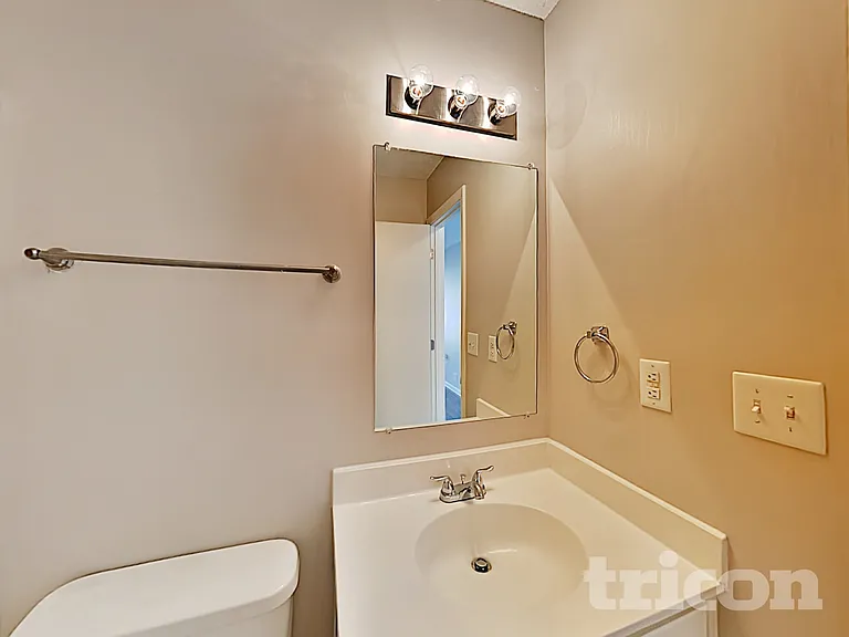 8600 Warwick Crest Ln — Photo 11