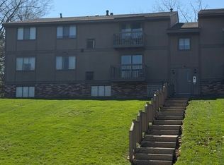 2467 Brook Ledge Rd APT 23B, Bridgeville, PA 15017