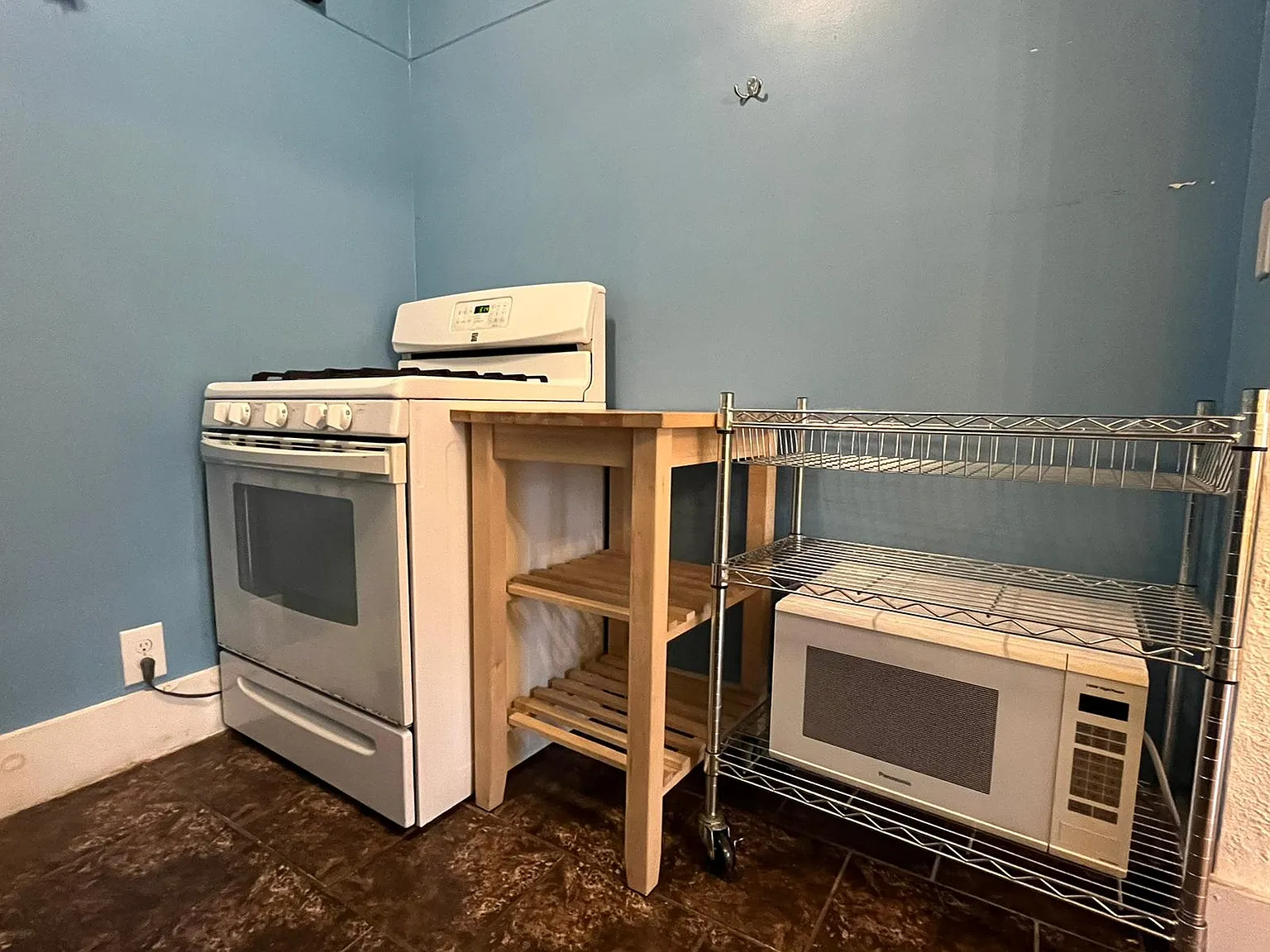 1 bed, $1,200 — Photo 4