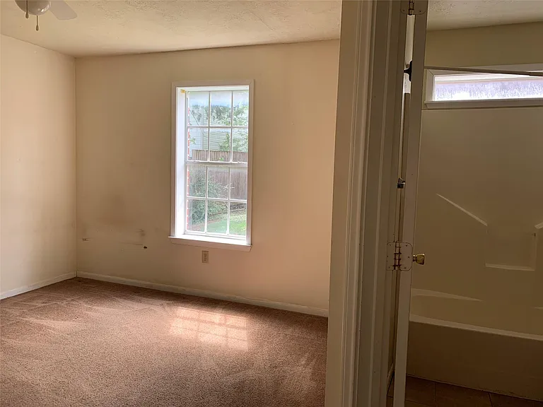 3901 College Main St #B — Photo 22