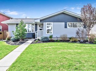 6007 E 34th St SW, Calgary, AB T3E 5L7