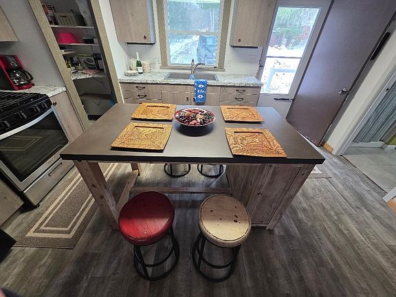 5th image of 29894 Laplant Rd