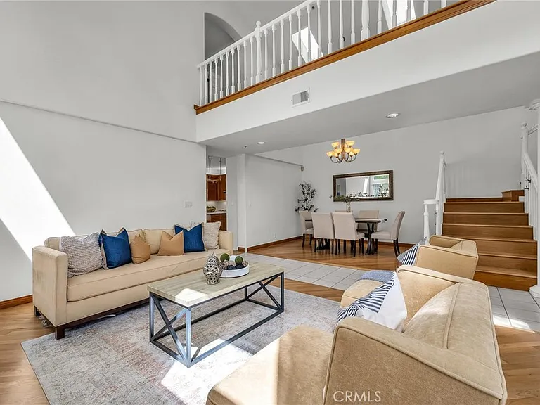 21015 Tomlee Ave — Photo 6