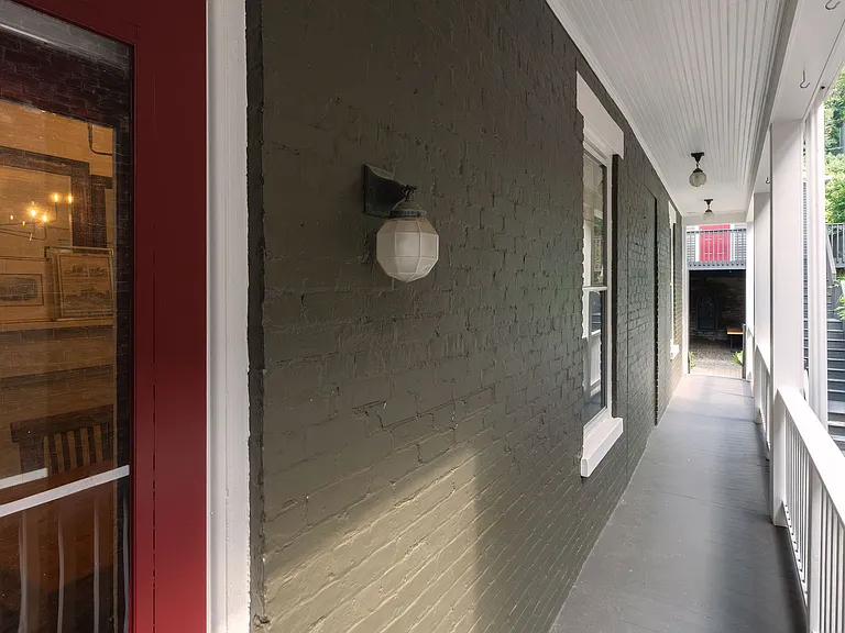 332 Milton St #2 — Photo 28
