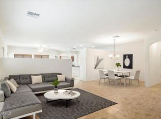 653 W Vineyard Plains Dr, San Tan Valley, AZ 85143