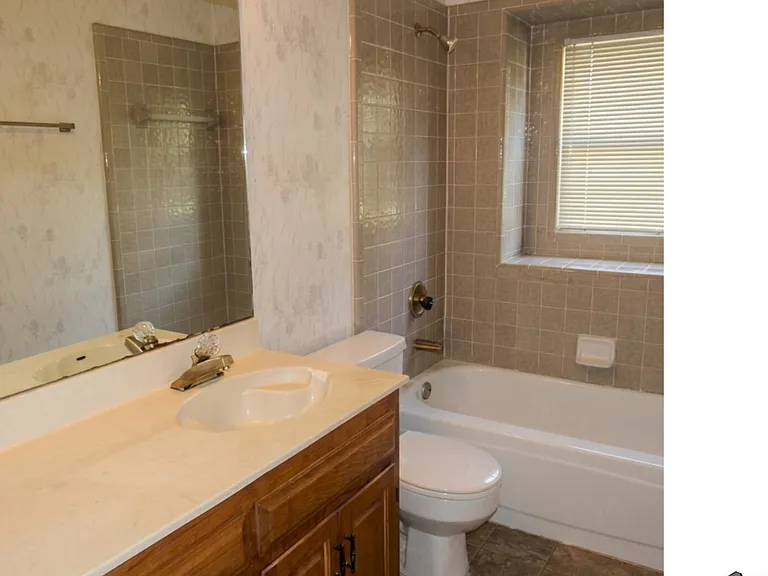 1107 Tyler Dr — Photo 9