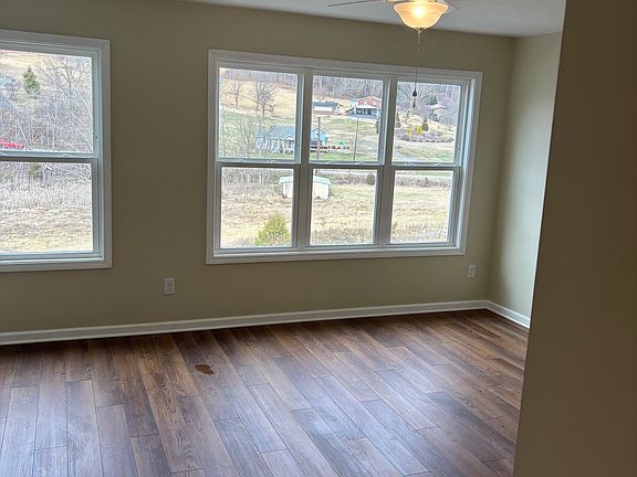 4th image of 135 Old Fall Creek Rd