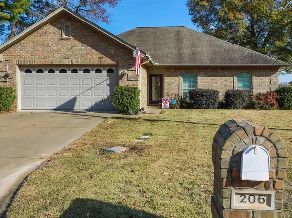 206 Park Pl, Marshall, TX 75672