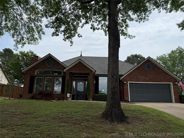 818 N David Ln, Muskogee, OK 74403