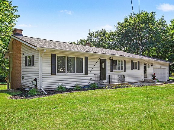 3rd image of 3747 Harshbarger Rd