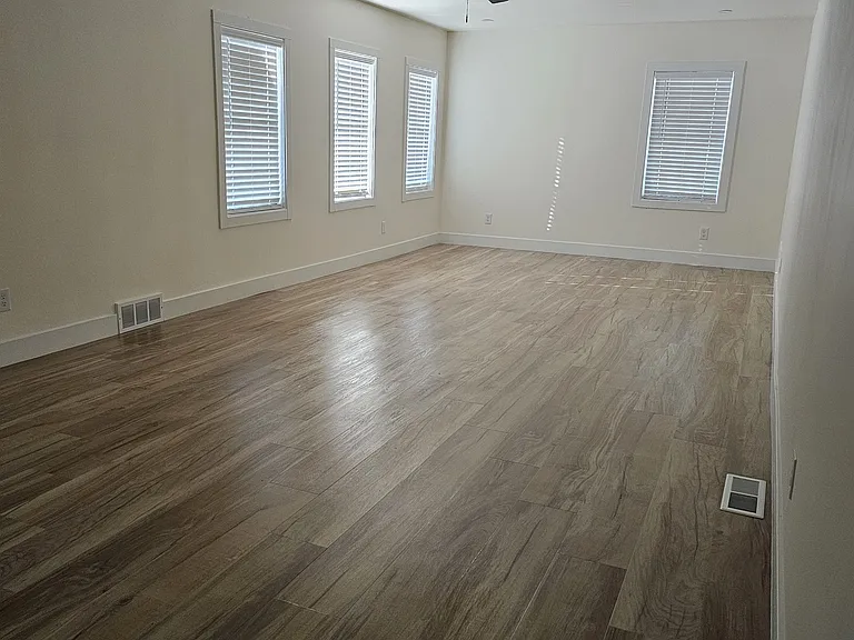 2835 SW Fairway Dr — Photo 7