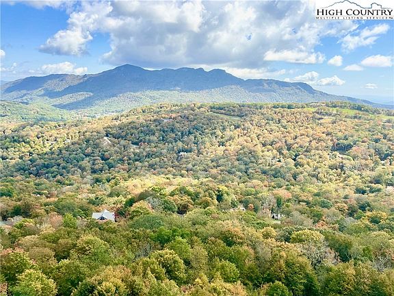 3rd image of 303 Sugar Top Drive #8-2824
