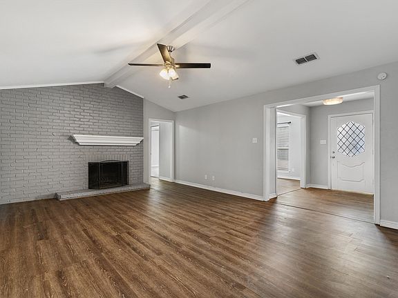 3rd image of 408 Gaddy St