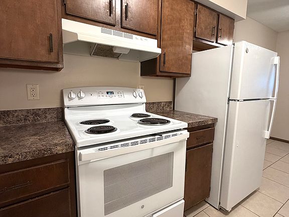 5th image of 1842 Knox St #30