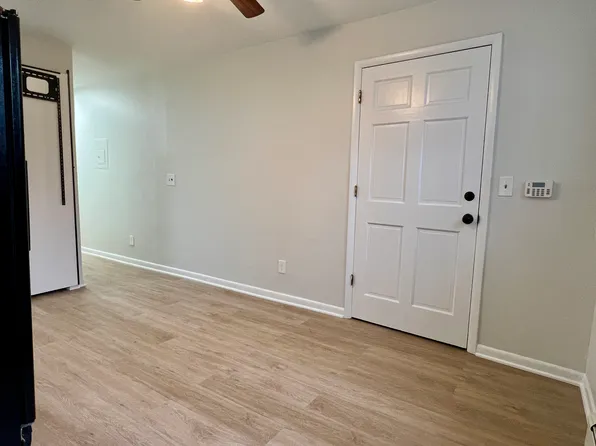 352 Paterson Plank Road image 2 of 8