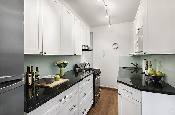 Sold by Halstead Real Estate | media 8