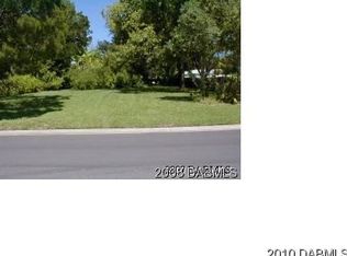 2923 Lantern Dr, Daytona Beach, FL 32119