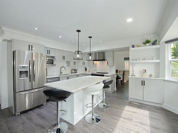 5th image of 6049 133a St