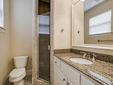 4144 Grassmere Ln UNIT 2, Dallas, TX 75205 | Zillow