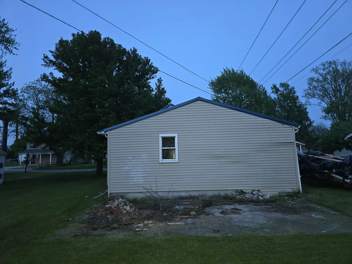 Building Photo - 728 Schirmeyer St