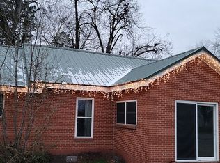 128 Dixon St, England, AR 72046