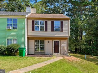5651 Wells Cir, Stone Mountain, GA 30087