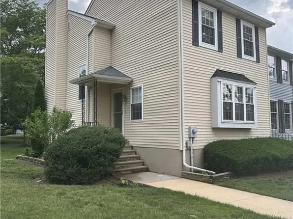 6 Delikat Ln, Sayreville, NJ 08872