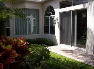 6806 Fairway Lakes Dr, Boynton Beach, FL 33472
