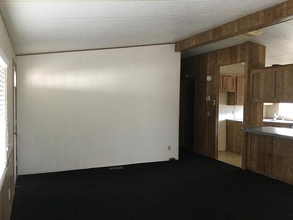 4th image of 651 Stahlman Dr