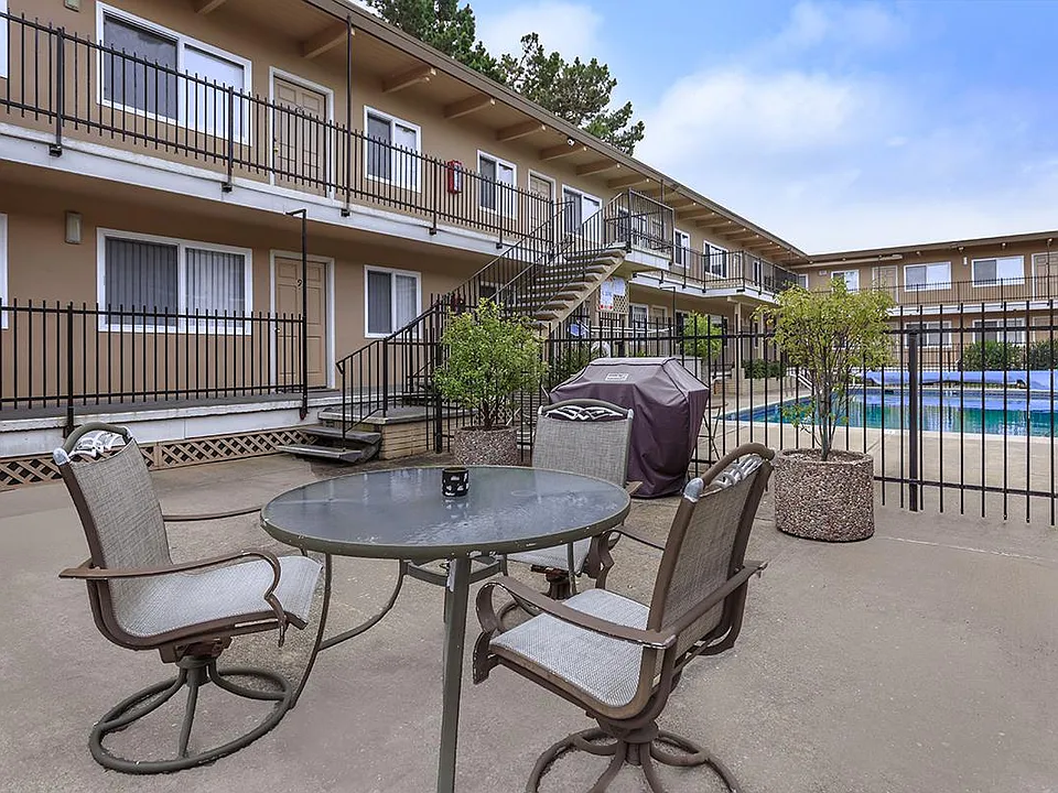 Shangri-La Apartments