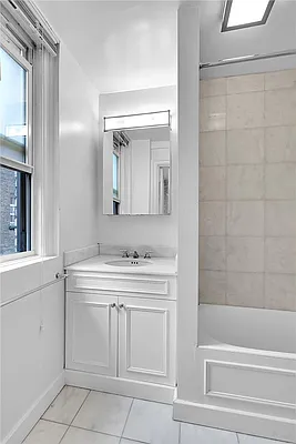 Sold by Engel & Völkers New York City | media 4