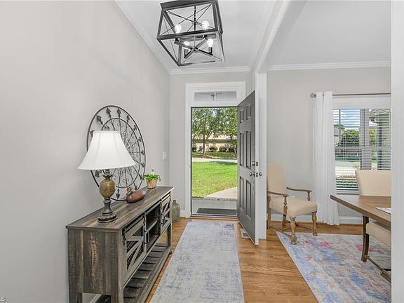 4th image of 8206 Arbor Ridge Ln