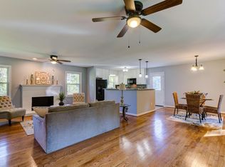 5237 Cave Spring Ln, Roanoke, VA 24018