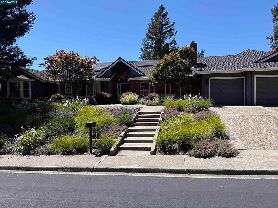 1st image of 17 Sanders Ranch Rd