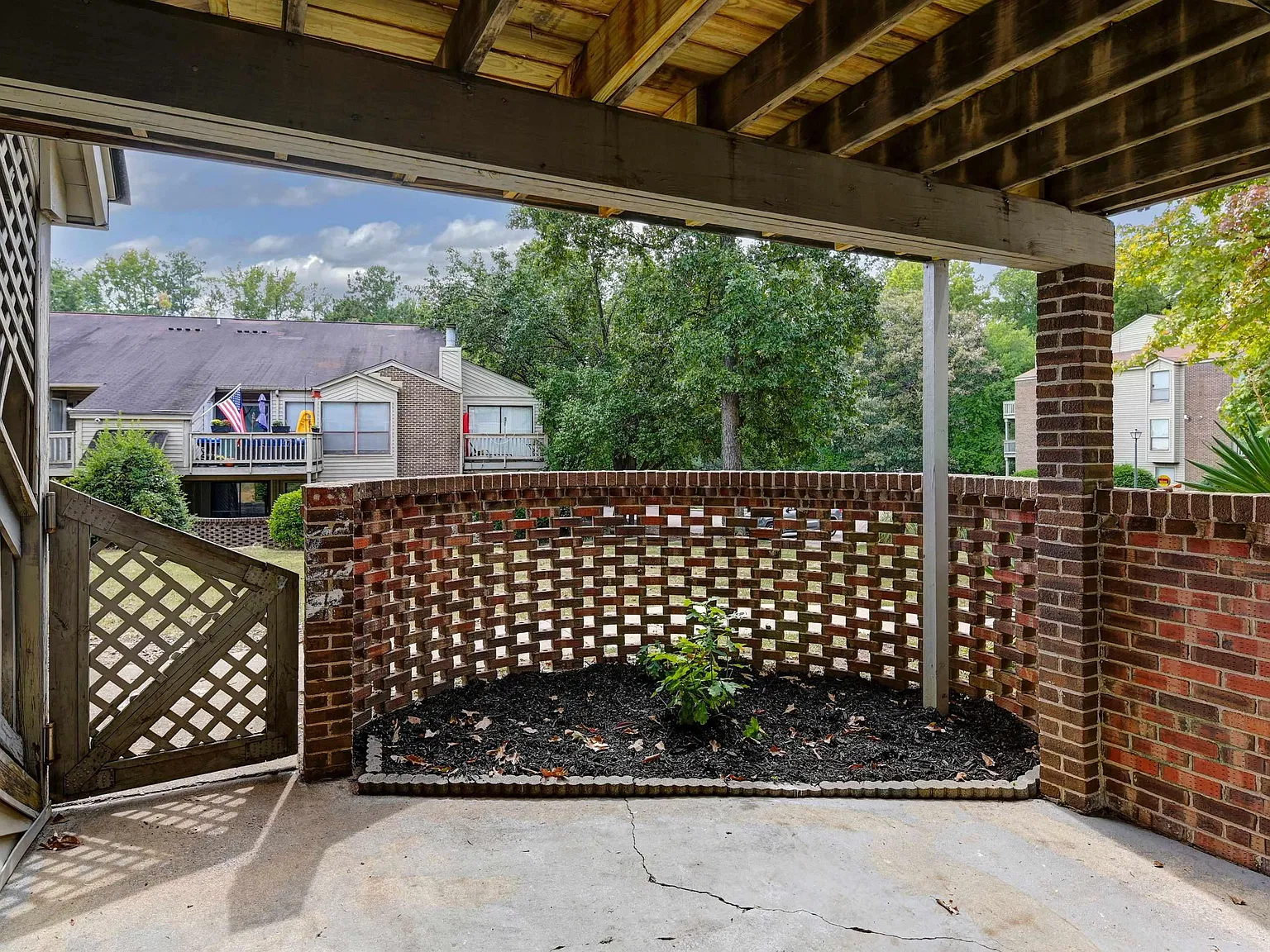 2 bed, 1150 sqft, $1,250 — Photo 4