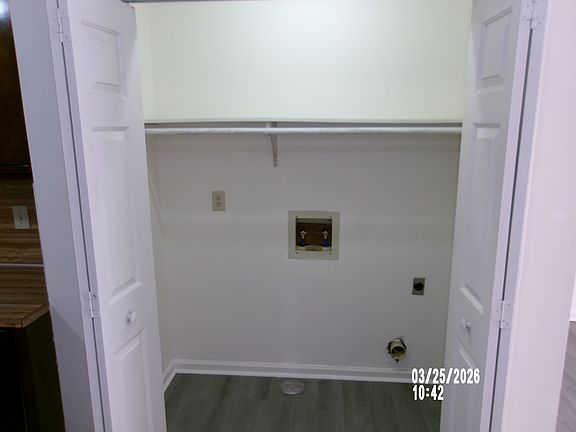 4th image of 1357 5th St NE #1357
