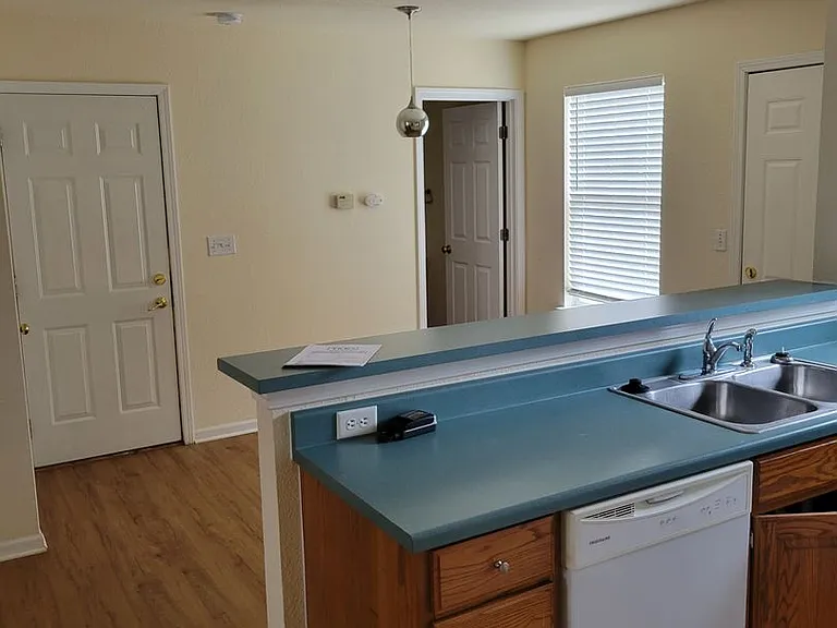 4522 Waterloo Dr — Photo 13