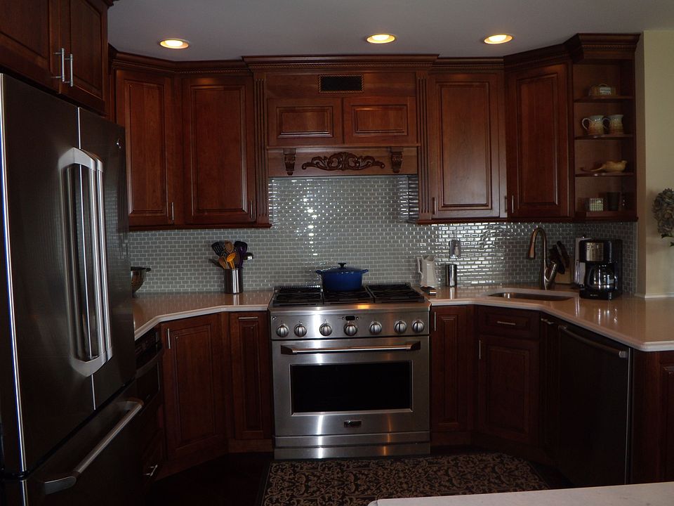 1st image of 2 Park Pl APT C2a
