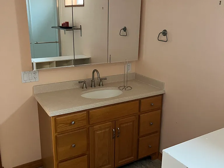 1125 Main St — Photo 9