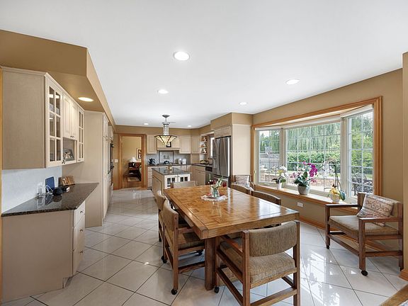 5th image of 3919 Gloria Ct