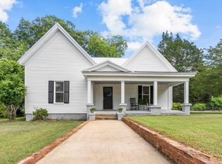 301 Hart Ave, Union Point, GA 30669