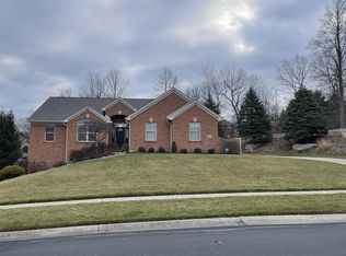 8096 Hamptonshire Dr, Cleves, OH 45002
