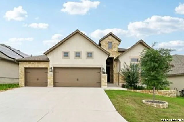 4 bed, 3.0 bath, 2948 sqft, $3,495 — Photo 1