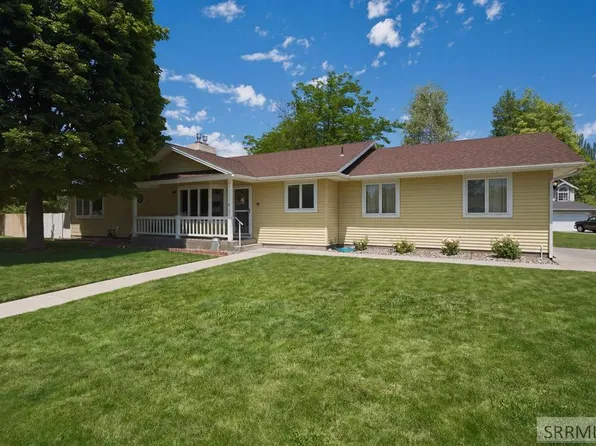 2945 Chaparral Dr, Idaho Falls, ID 83404